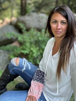 Floral Textured V-Neck Drawstring Top