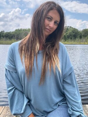 Long Sleeve V-neck Soft Solid Knit Top