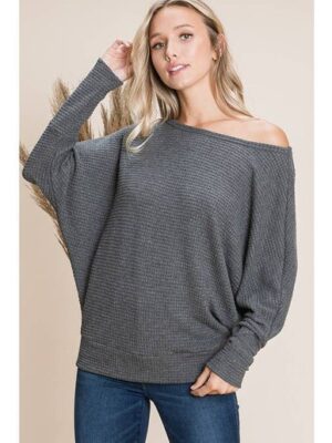 WIDE NECK LOOSE FIT TOP